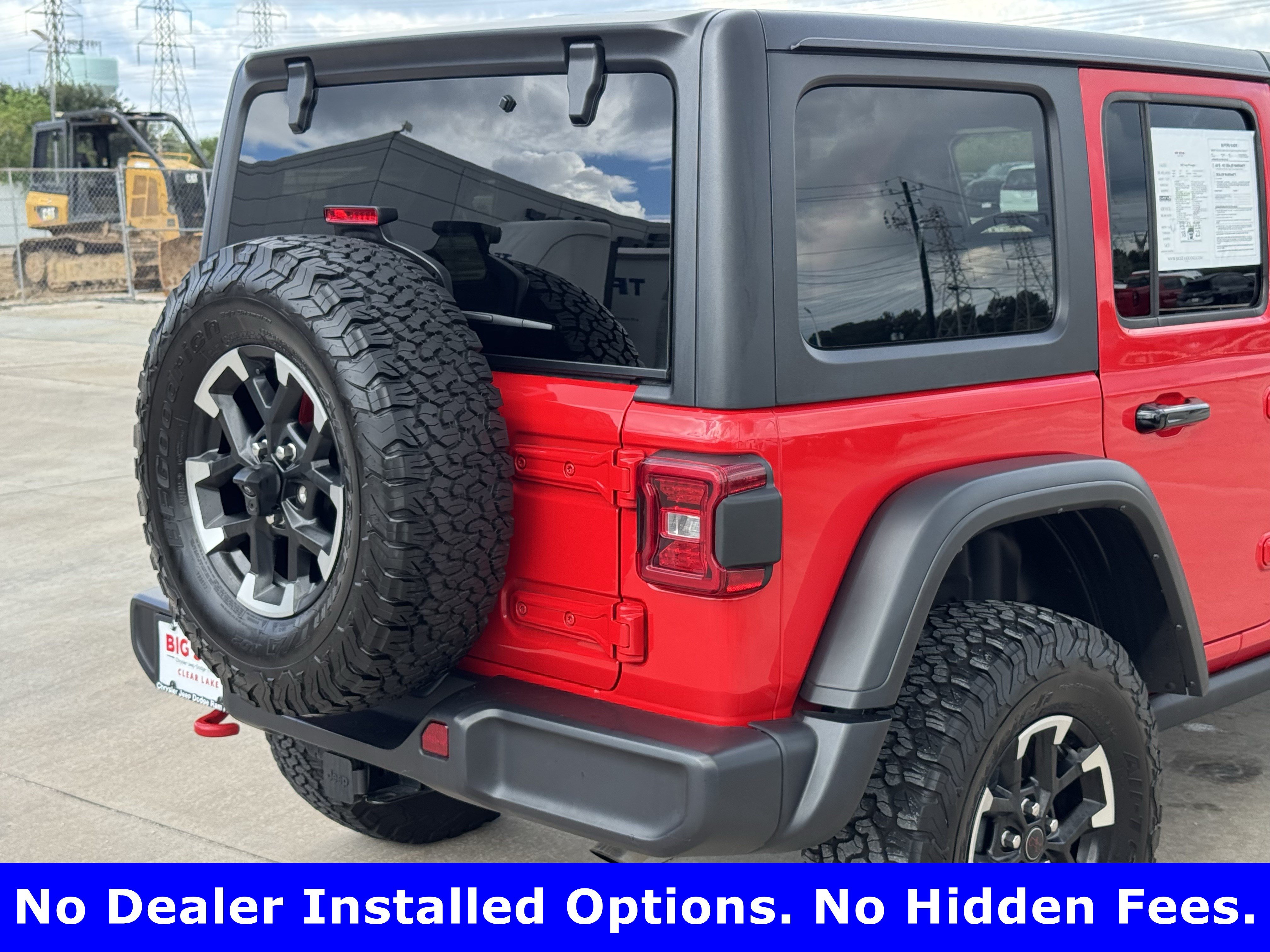 Used 2025 Jeep Wrangler Unlimited Rubicon w/ Convenience Group AWD/4WD image 7