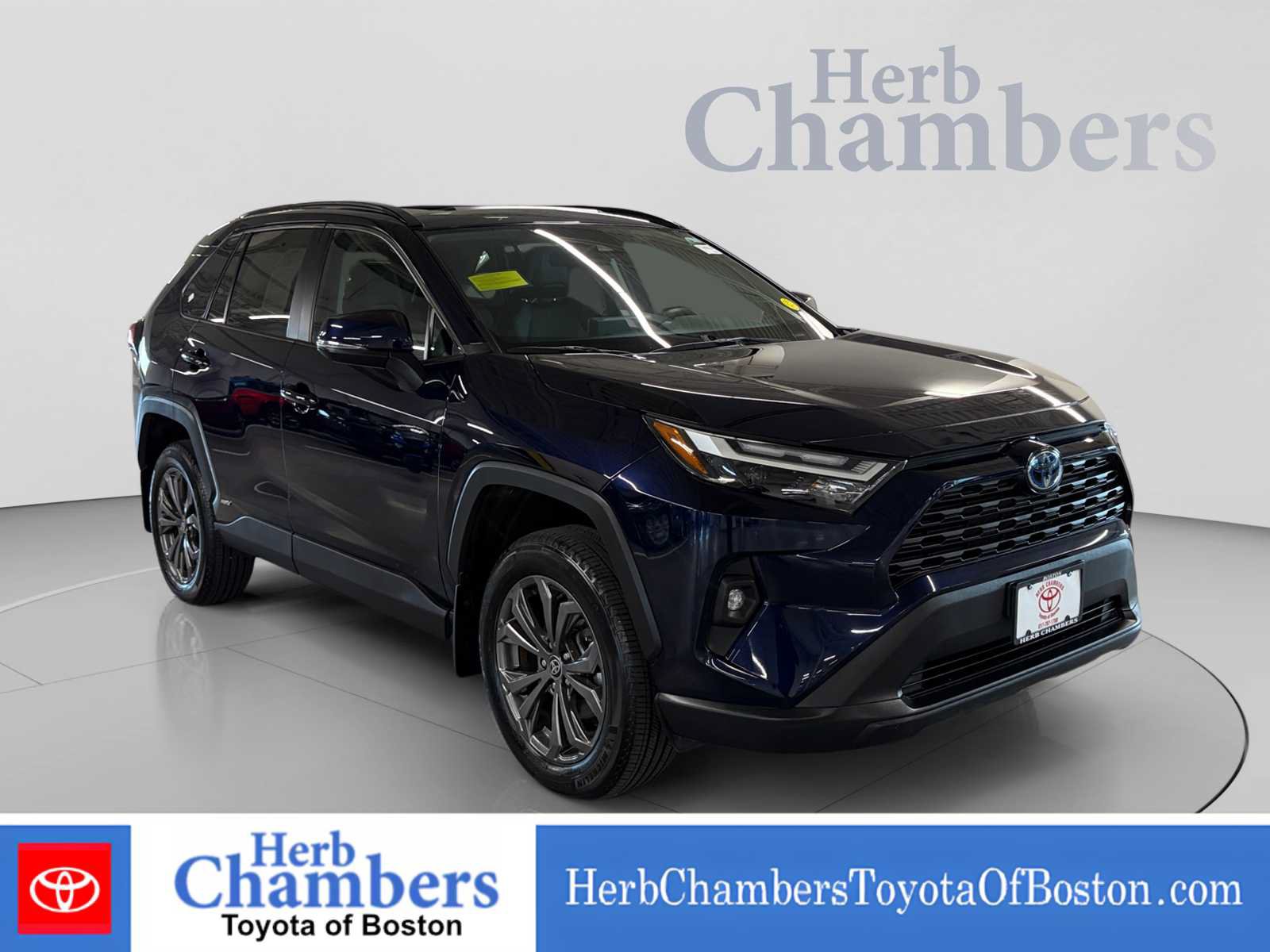 Used 2024 Toyota RAV4 XLE Premium w/ Weather Package AWD/4WD image 1