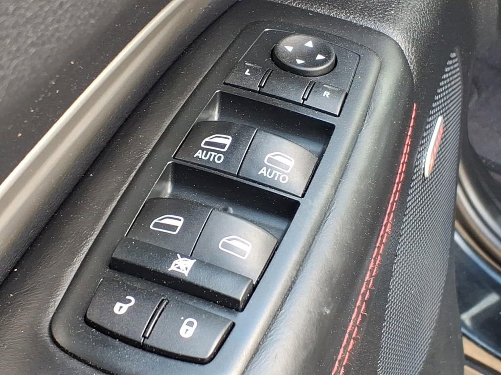 Used 2016 Dodge Durango R/T w/ Trailer Tow Group IV AWD/4WD image 13