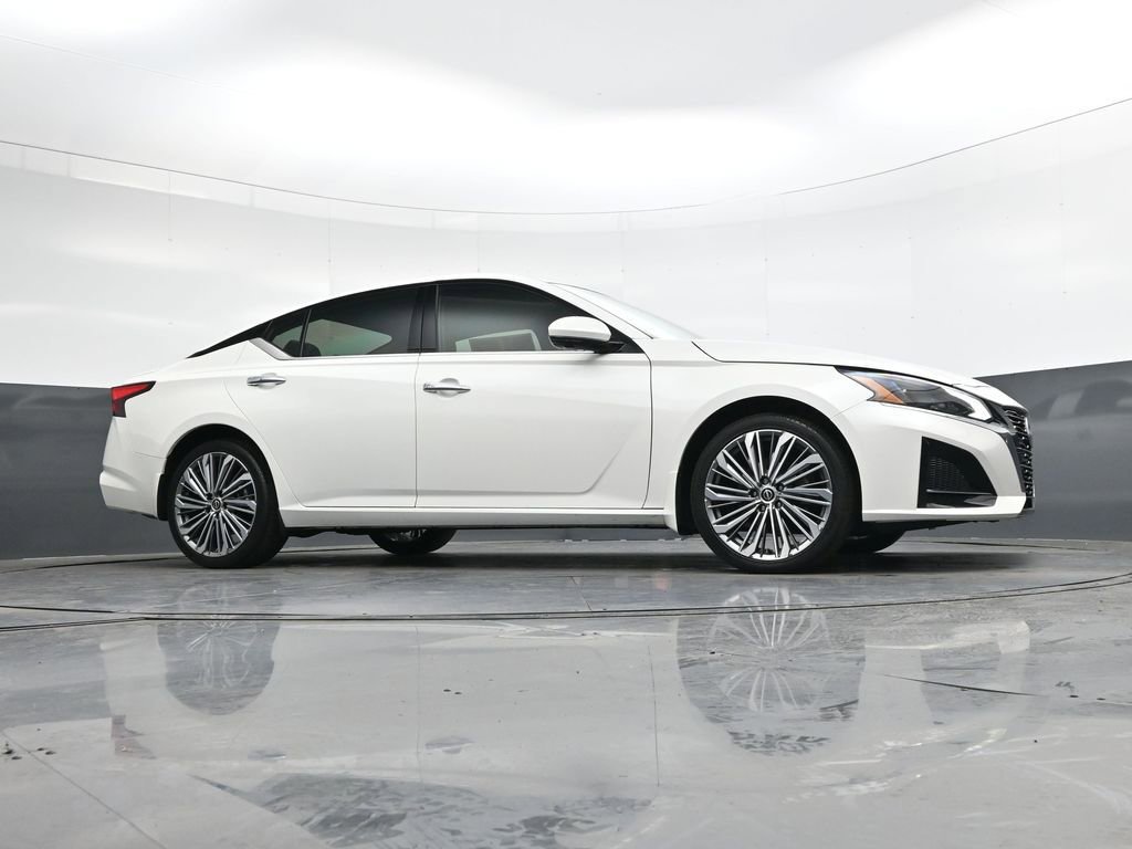 Used 2023 Nissan Altima 2.5 SL image 25
