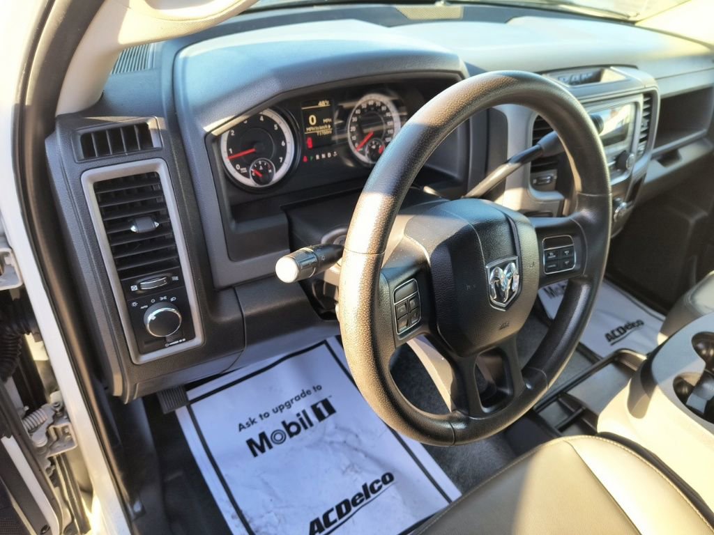 Used 2015 RAM 3500 Tradesman image 24