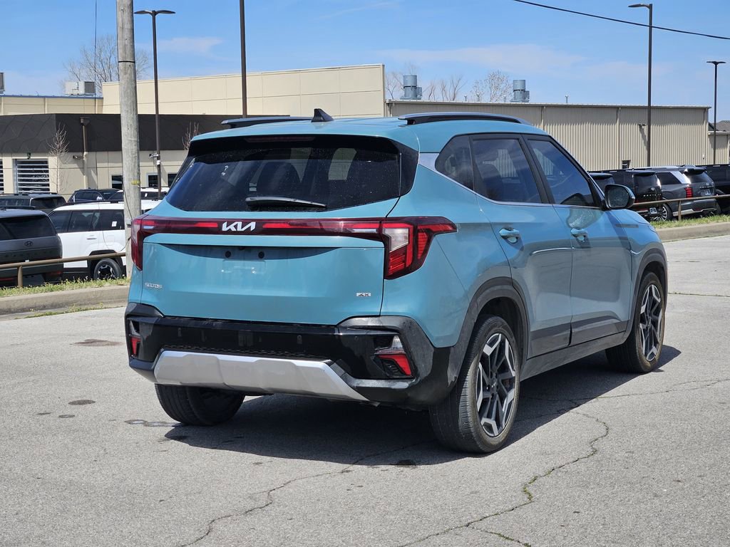 Used 2025 Kia Seltos SX w/ SX Sunroof Package image 4