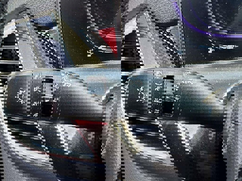 Certified 2025 Kia Seltos S AWD/4WD image 31