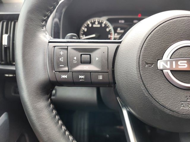 Used 2024 Nissan Pathfinder SL w/ Cargo Package image 29