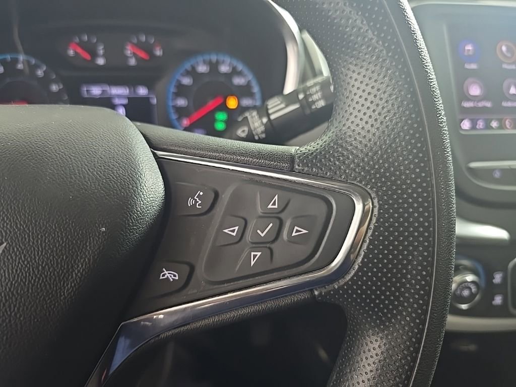 Used 2020 Chevrolet Equinox LS image 12