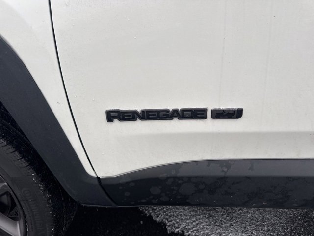 Used 2021 Jeep Renegade Latitude image 19