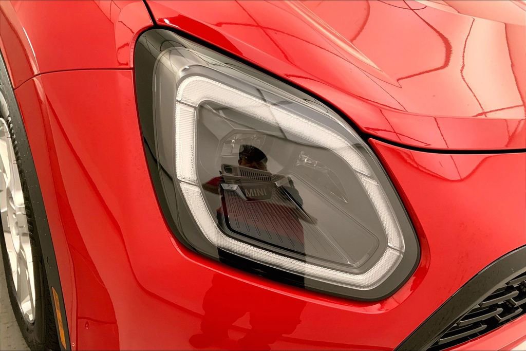 Certified 2025 MINI Cooper Countryman S w/ Comfort Package Max image 27