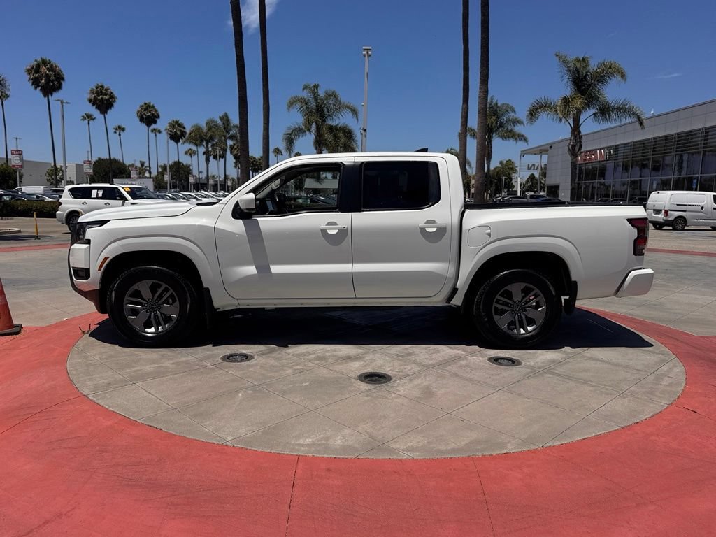 Certified 2025 Nissan Frontier SV RWD image 5