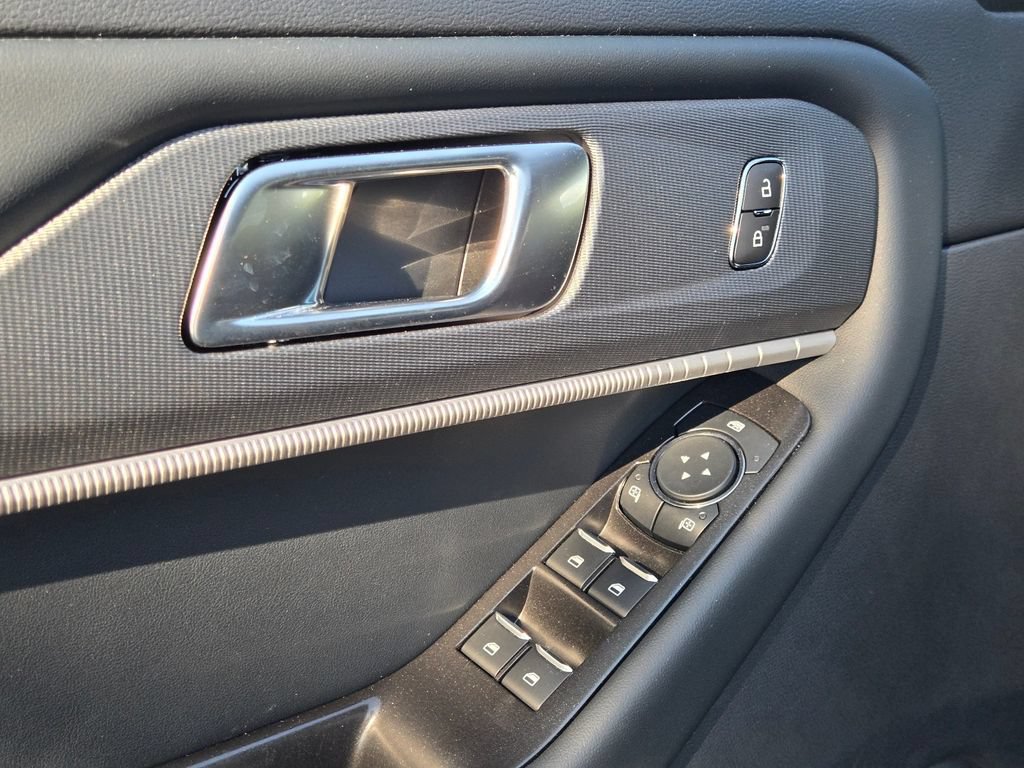 Used 2026 Ford Explorer ST-Line RWD image 21