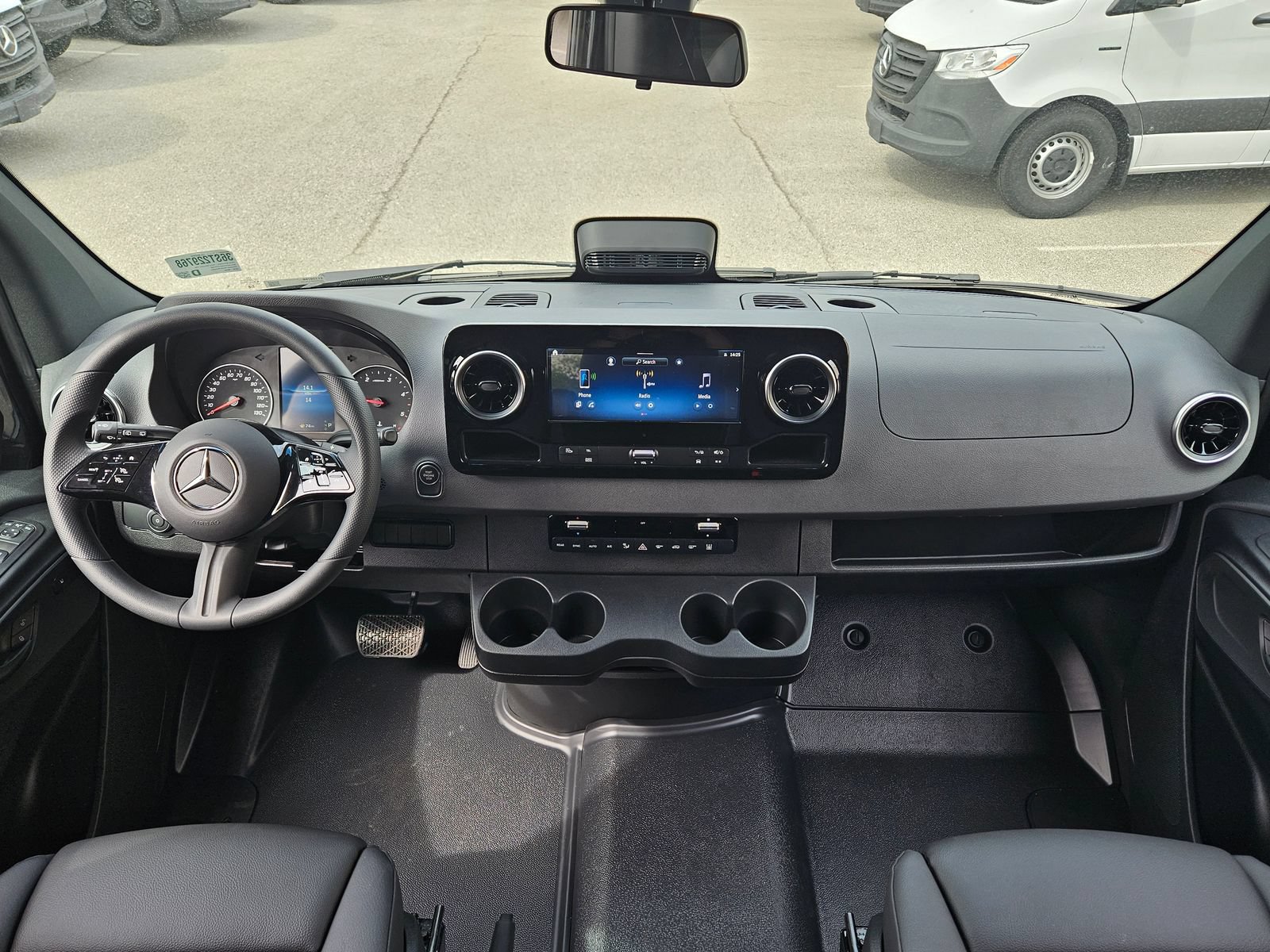 New 2025 Mercedes-Benz Sprinter 2500 image 14