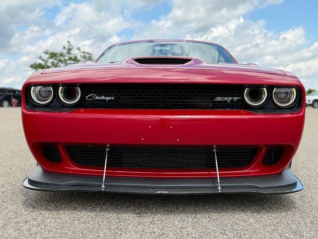Used 2015 Dodge Challenger SRT Hellcat RWD image 3