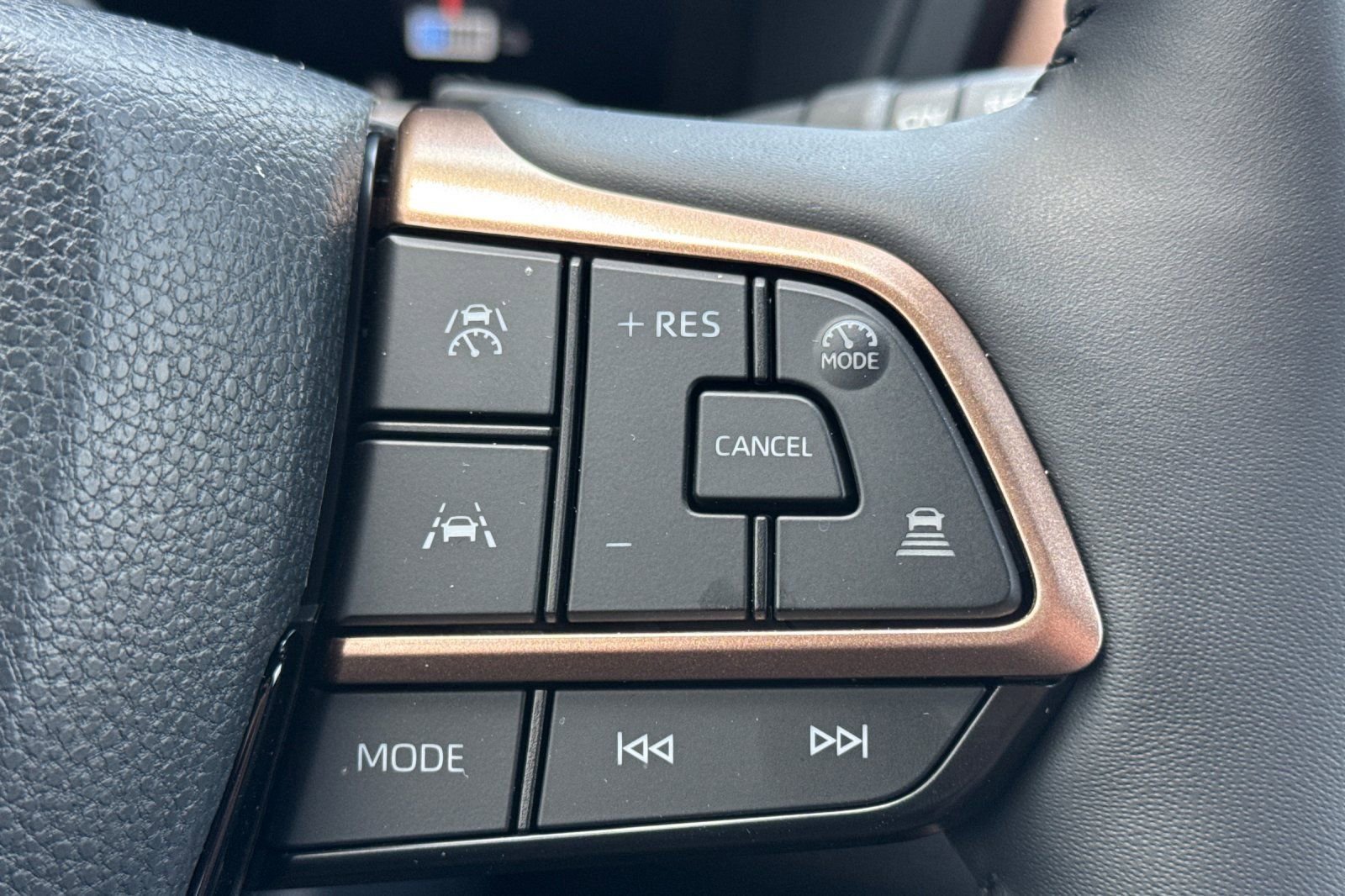 Certified 2026 Toyota Grand Highlander AWD Hybrid image 32