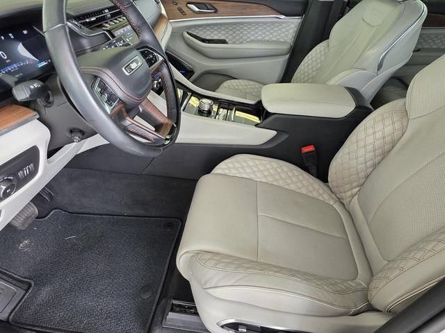 Used 2023 Jeep Grand Cherokee Summit w/ Adv Protech Group IV RWD image 6