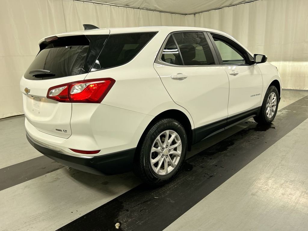 Used 2021 Chevrolet Equinox LT image 2