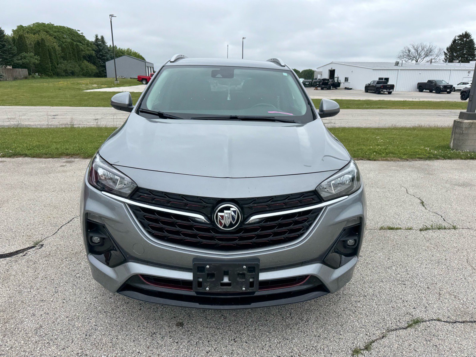 Used 2023 Buick Encore GX Select w/ Sport Touring Package FWD image 2
