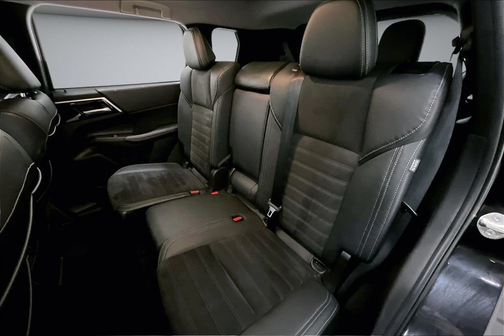Used 2023 Mitsubishi Outlander SE Black Edition AWD/4WD image 22