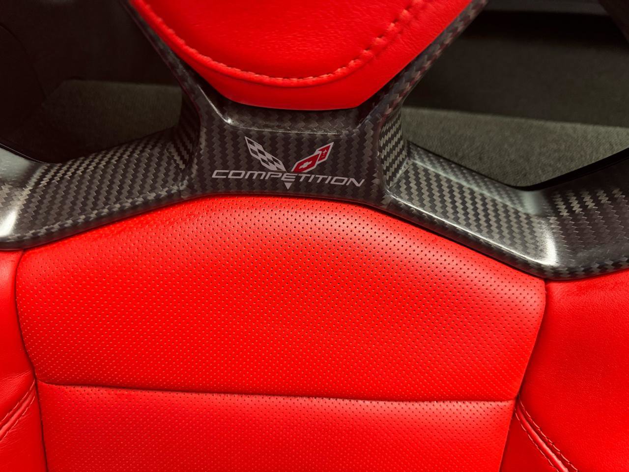 Used 2015 Chevrolet Corvette Z06 w/ 3LZ Preferred Equipment Group image 18