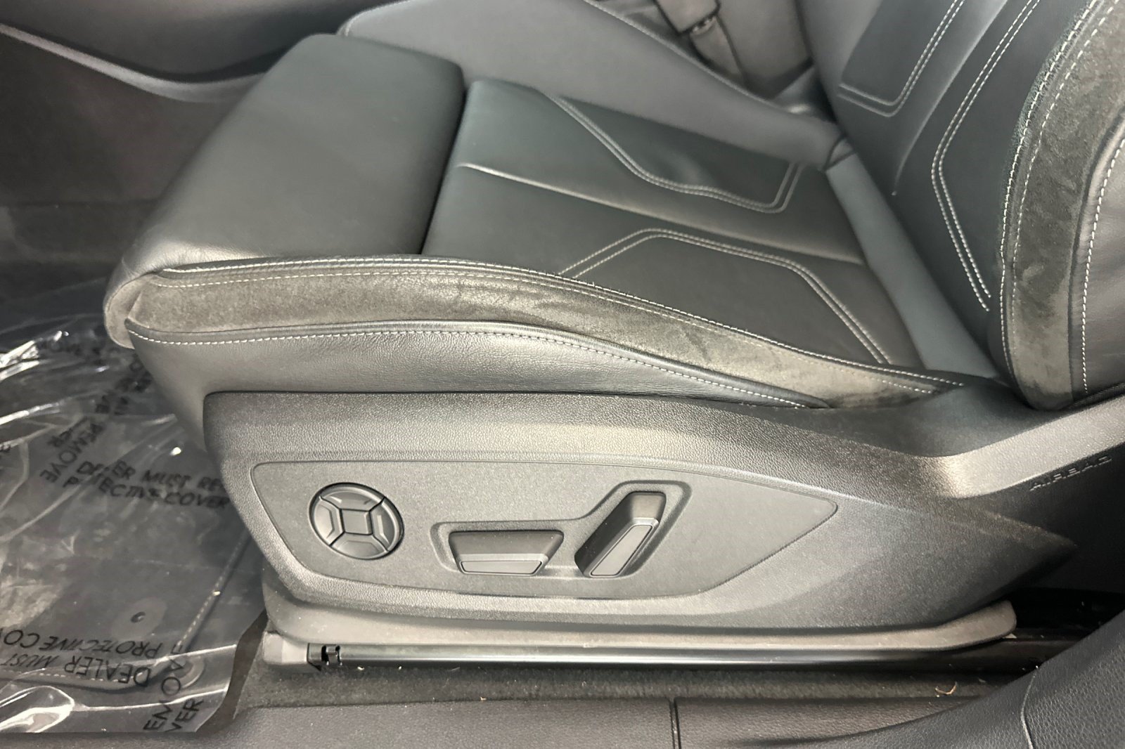 Used 2020 Audi Q3 2.0T Premium Plus w/ Premium Plus Package AWD/4WD image 14