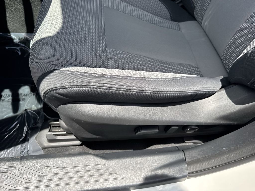 Used 2024 Subaru Outback Premium AWD/4WD image 41