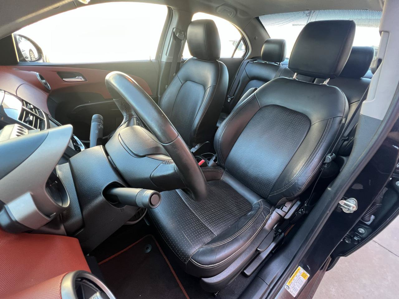 Used 2015 Chevrolet Sonic LTZ FWD image 12
