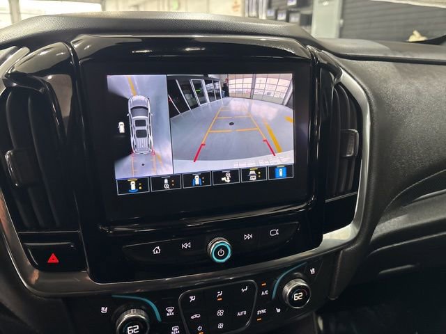 Used 2023 Chevrolet Traverse Premier image 25