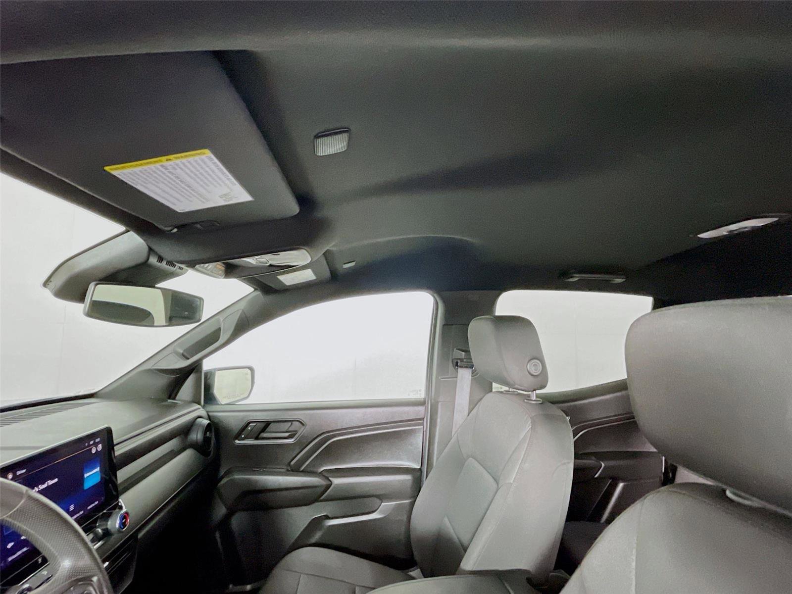 Used 2023 Chevrolet Colorado Trail Boss image 11