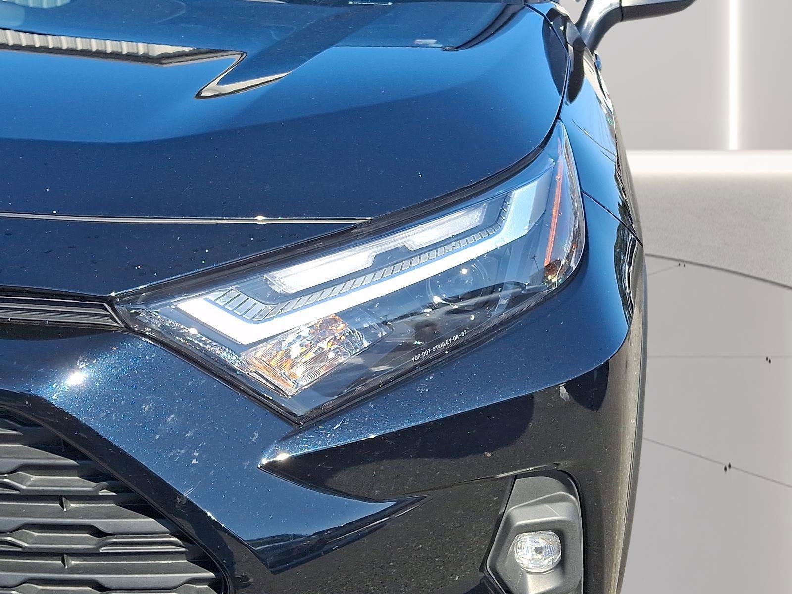 Used 2024 Toyota RAV4 XLE Premium image 37