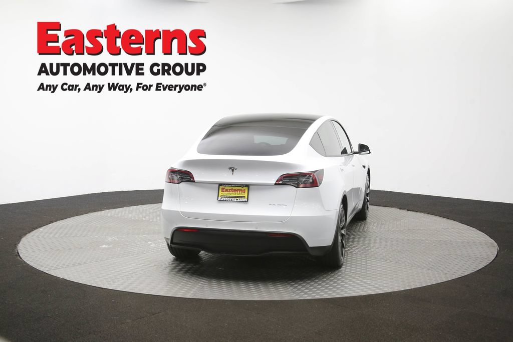 Used 2022 Tesla Model Y Long Range AWD/4WD image 32