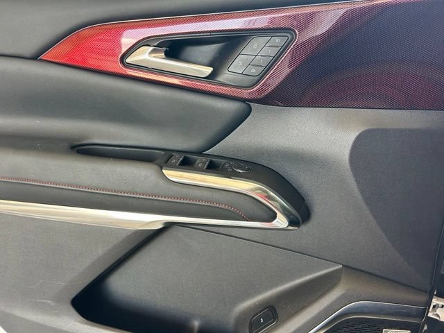 Used 2024 Chevrolet Traverse RS w/ LPO, Floor Liner Package FWD image 10