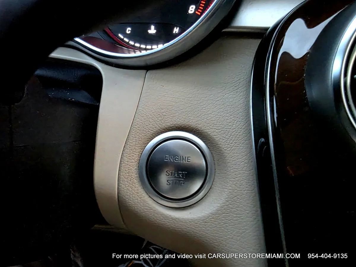 Used 2018 Mercedes-Benz GLC 300 w/ Premium Package image 59