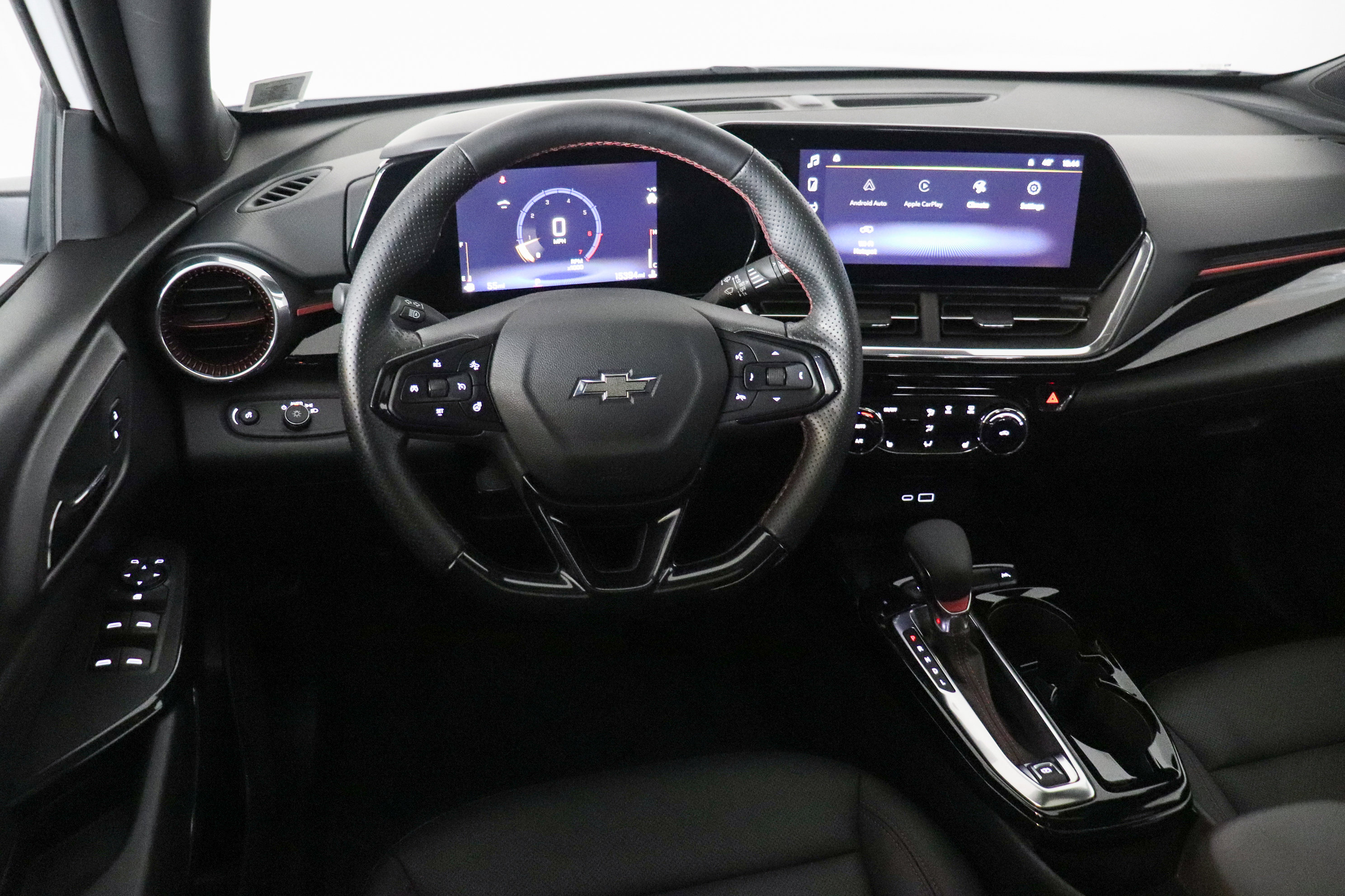 Used 2024 Chevrolet Trax RS w/ Sunroof Package image 23