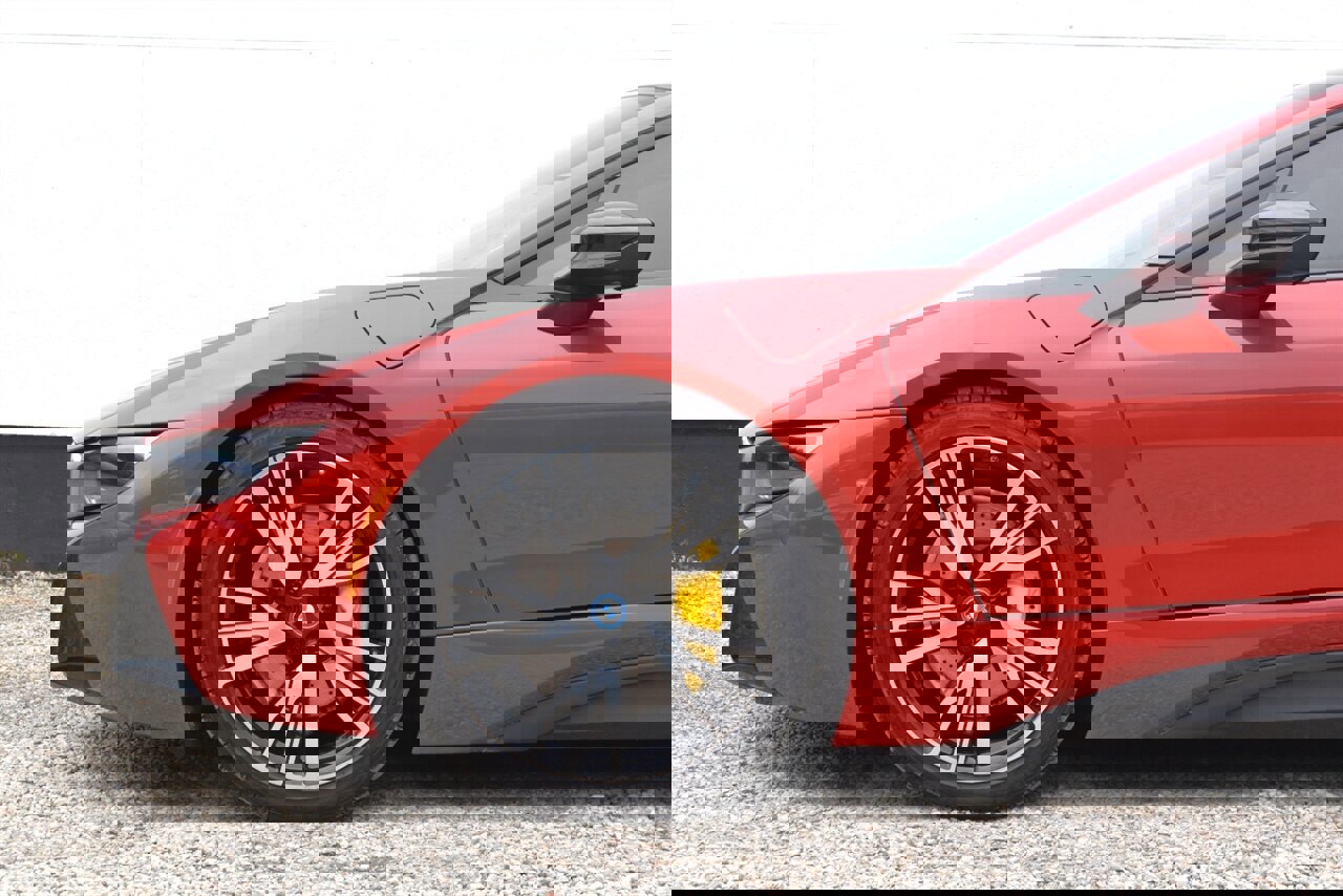 Used 2017 BMW i8 image 13