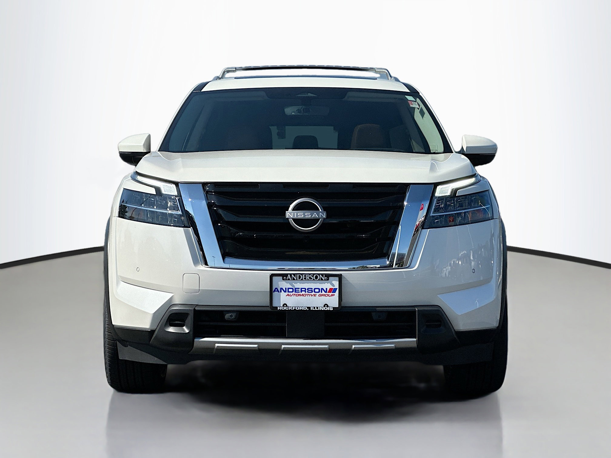 Certified 2024 Nissan Pathfinder Platinum w/ Cargo Package image 16