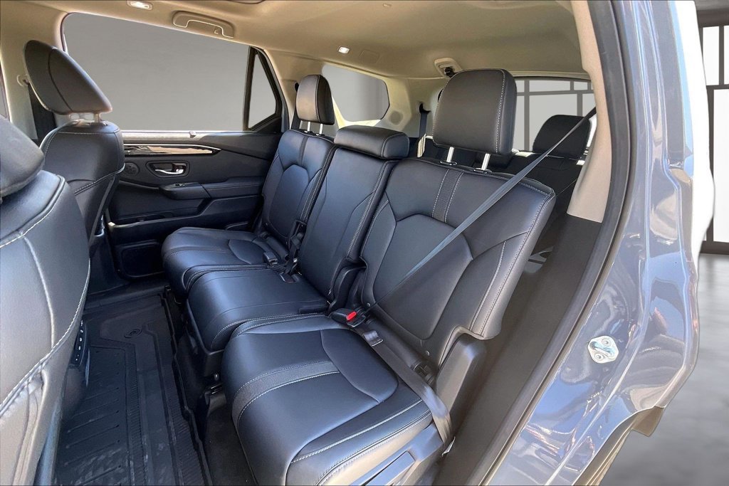 Used 2025 Honda Pilot Touring image 21