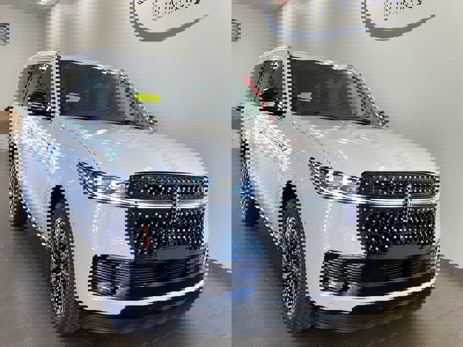 New 2025 Lincoln Navigator Black Label image 2