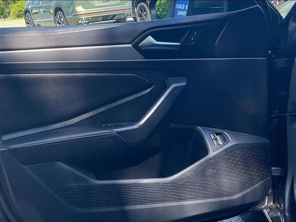 Certified 2023 Volkswagen Jetta S FWD image 9