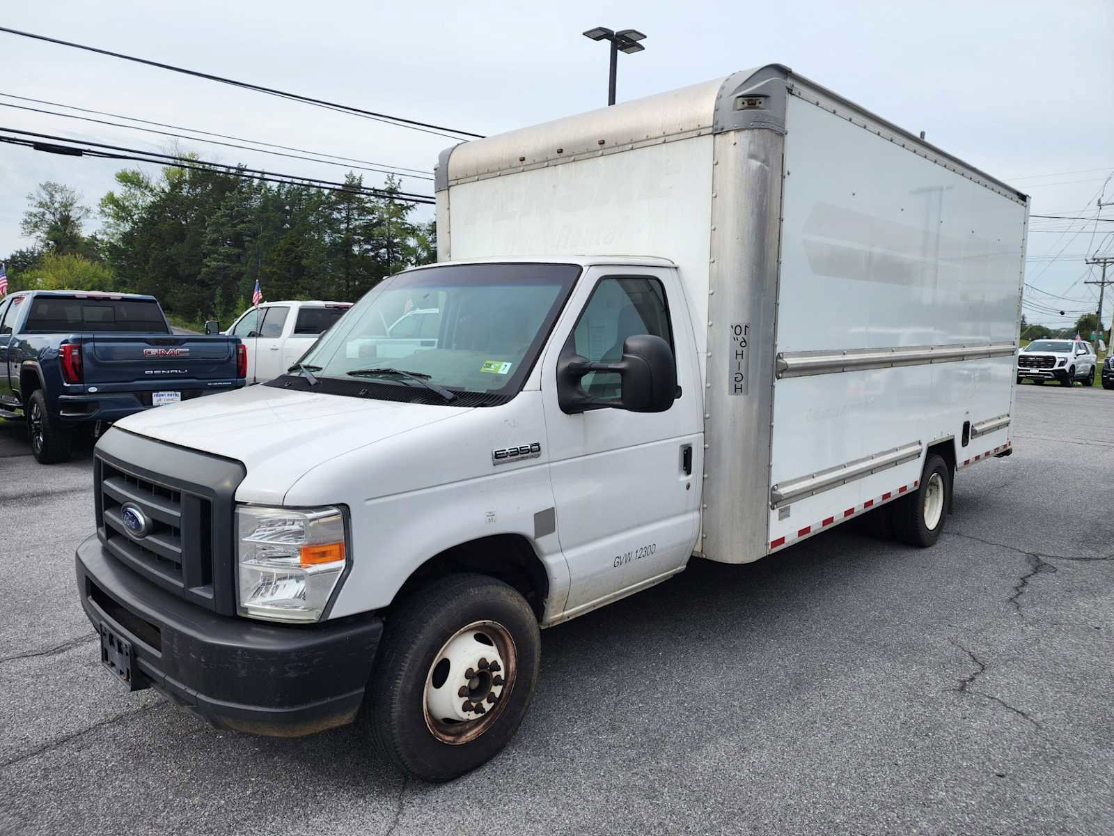 Used 2018 Ford E-350 and Econoline 350 Super Duty image 21