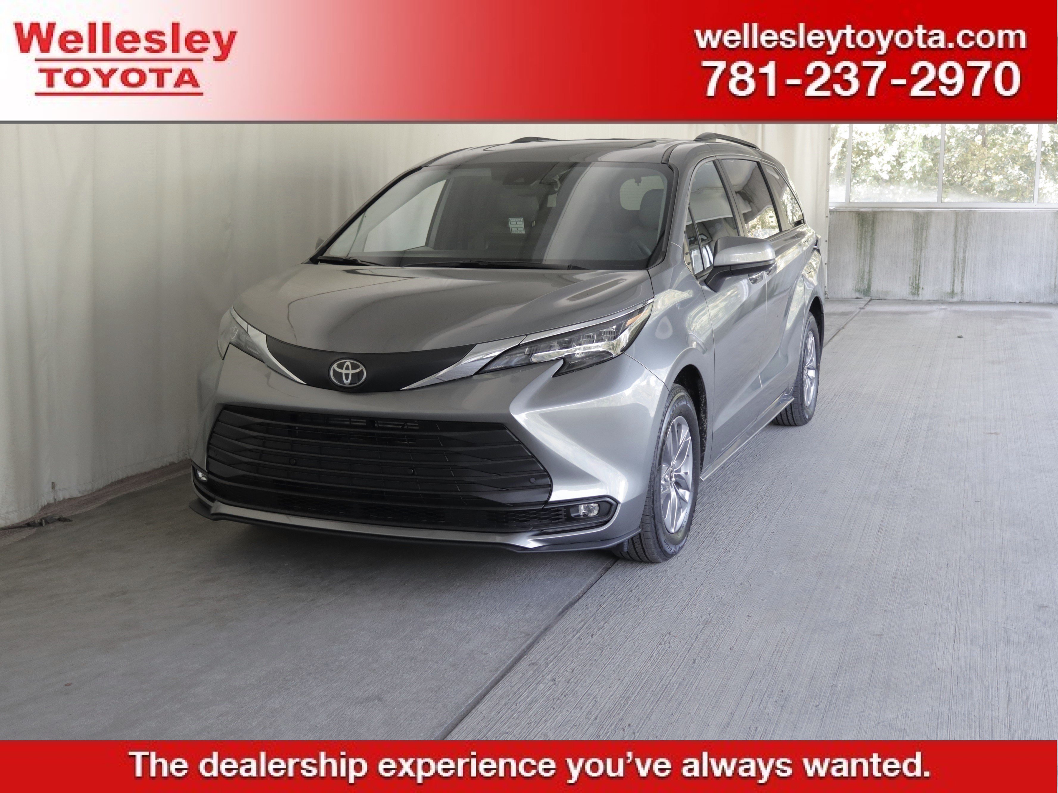 New 2026 Toyota Sienna XLE