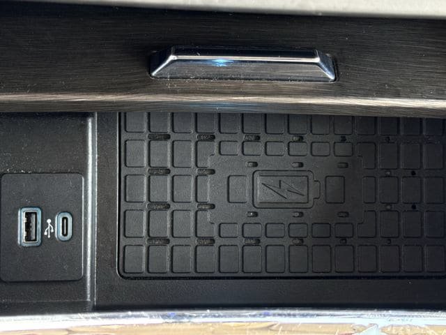 Used 2024 Ford Expedition Limited RWD image 21