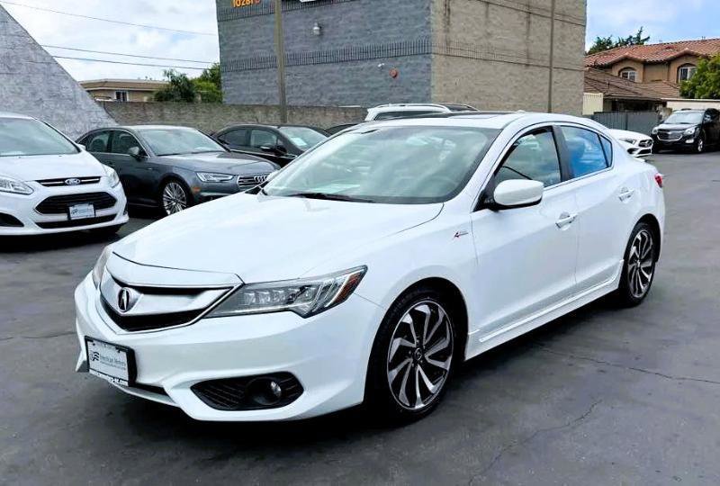 Used 2018 Acura ILX image 2