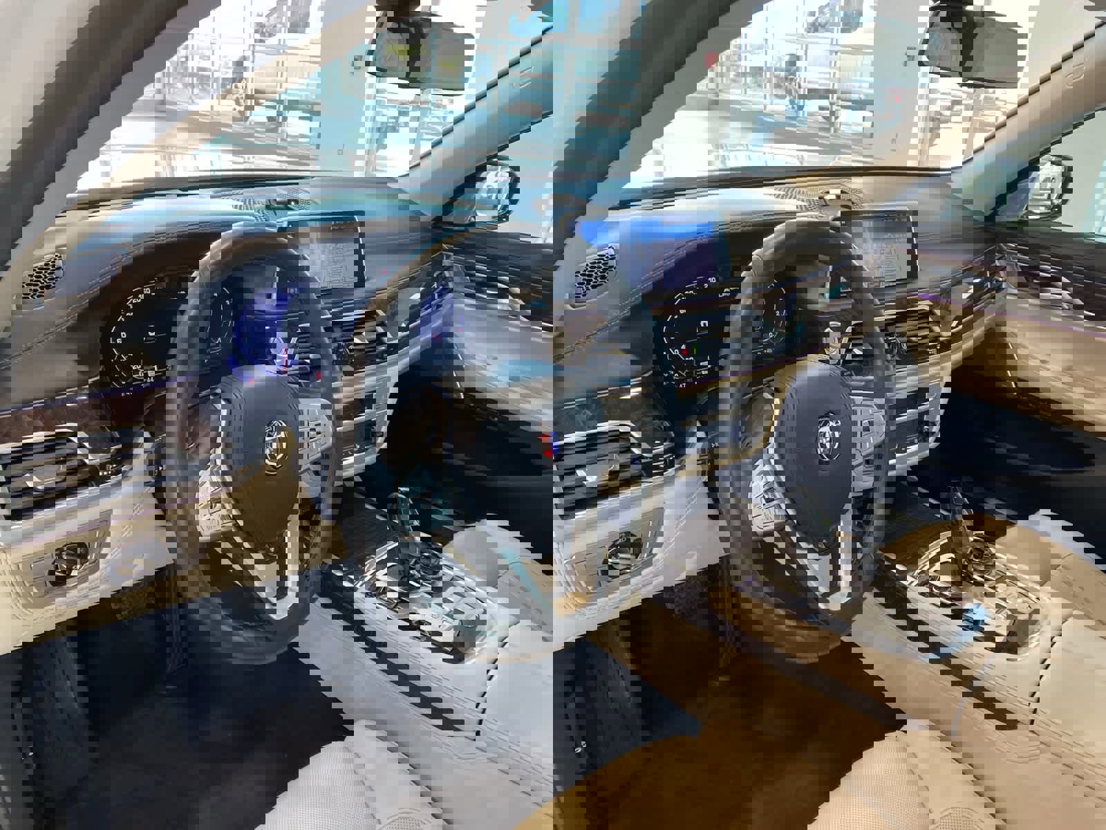 Used 2021 BMW ALPINA B7 xDrive image 10