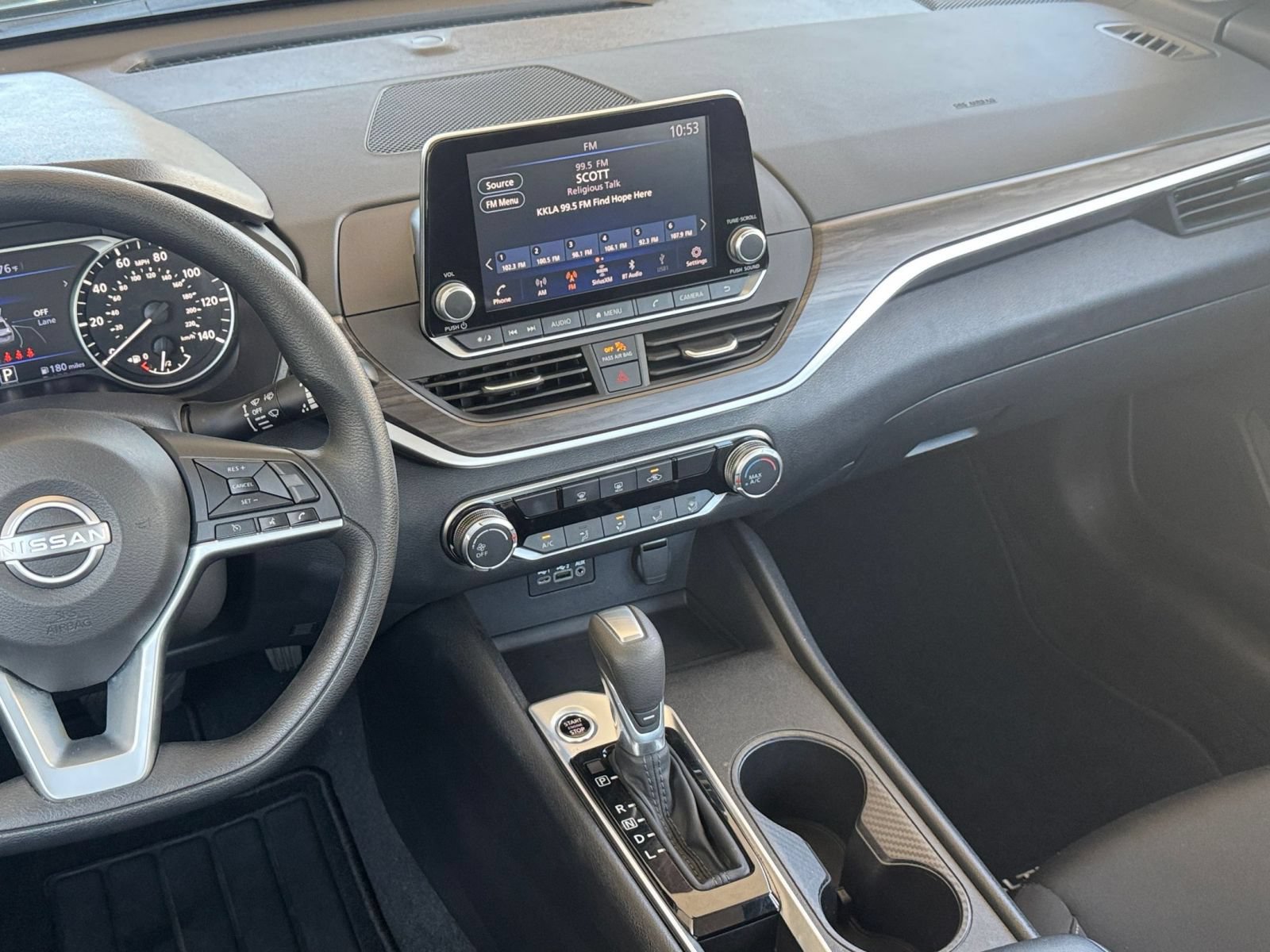 Used 2025 Nissan Altima 2.5 SV FWD image 20