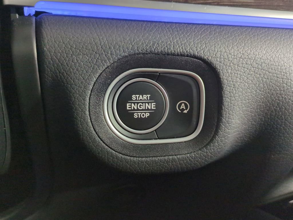 Used 2024 Mercedes-Benz GLE 350 4MATIC w/ Driver Assistance Package image 36