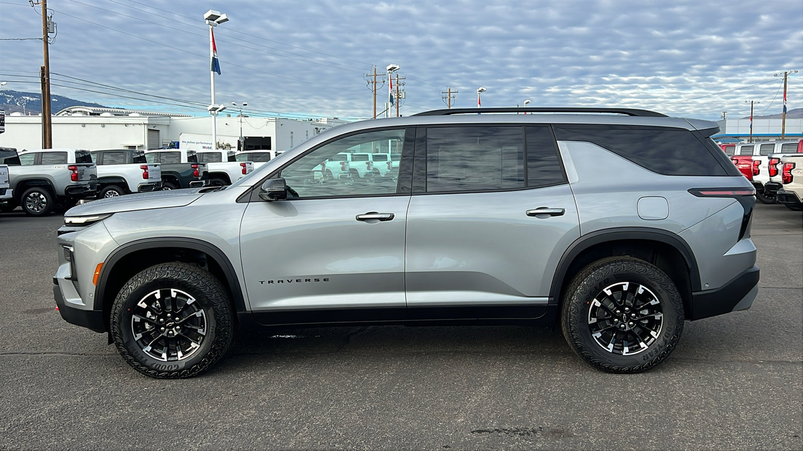 New 2026 Chevrolet Traverse Z71 image 8