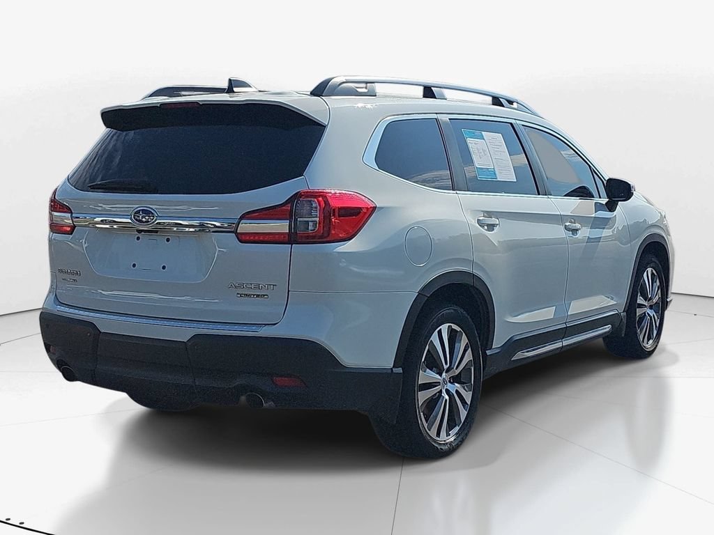 Used 2022 Subaru Ascent Limited w/ Technology Package AWD/4WD image 6