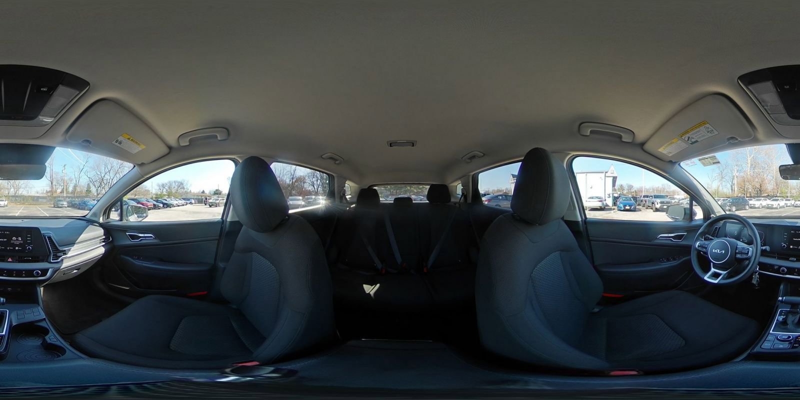 Used 2025 Kia Sportage LX image 40