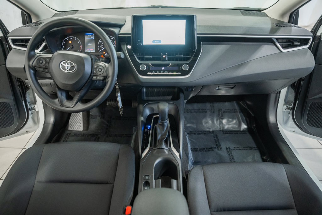 Used 2023 Toyota Corolla LE w/ Carpet Mat Package (TMS) FWD image 10