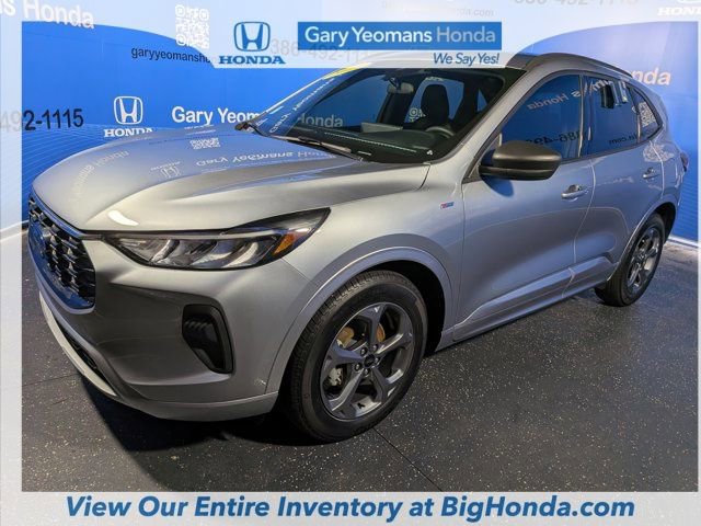 Used 2024 Ford Escape ST-Line w/ Tech Pack #1 FWD image 10