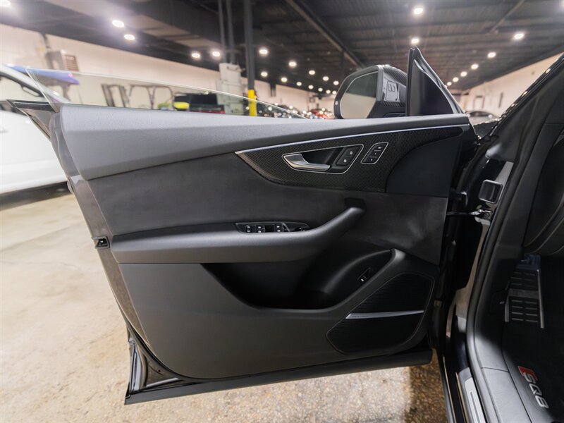 Used 2020 Audi SQ8 Prestige AWD/4WD image 32