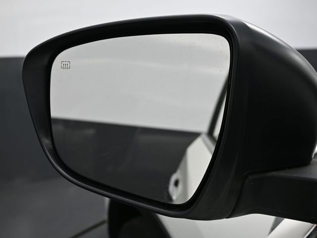 Used 2019 Nissan Rogue SV AWD/4WD image 9